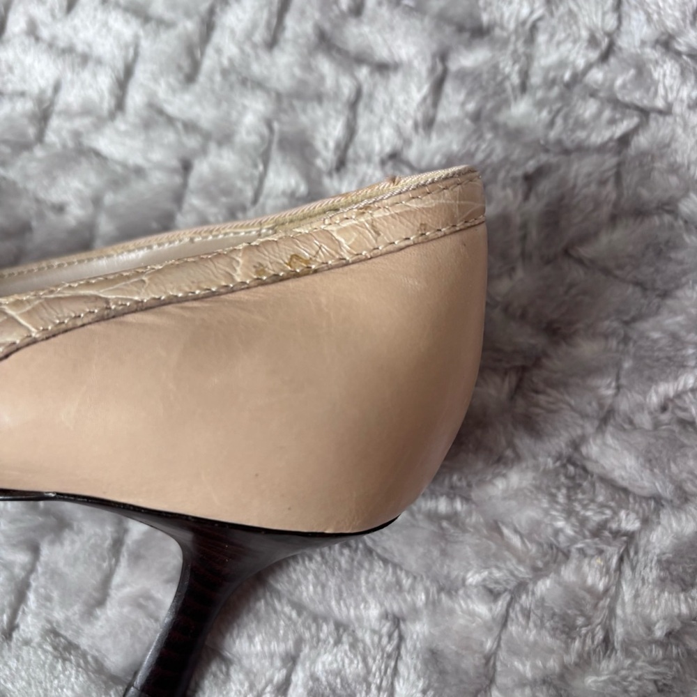 Ellen Tracy Eclipse Beige Croc-Patterned Heels - image 5